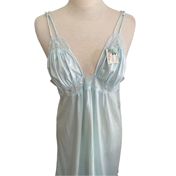 VTG Long Blue Lacey Nylon Full Slip Pinehurst Lingerie 1980s Size L Large W Tag - Picture 4 of 12